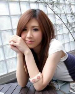 爱沢有纱无码迅雷全集,激情燃烧的青春岁月